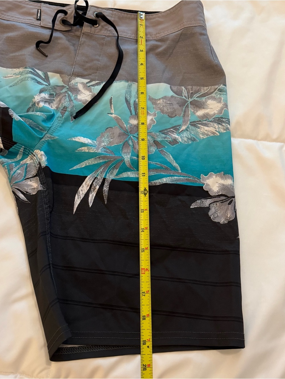 O'Neill Gray, Teal & Black Floral Board Shorts - Picture 10 of 13